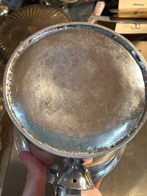 Lot 65 - Irish Provincial Charles II Sterling Silver Covered Tankard