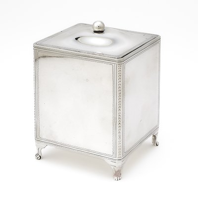 Lot 716 - Tiffany & Co. Sterling Silver Tea Caddy