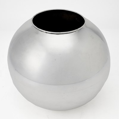 Lot 564 - Mexican Sterling Silver Globular Vase