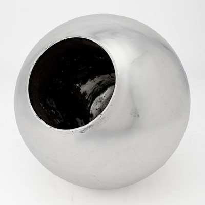 Lot 564 - Mexican Sterling Silver Globular Vase