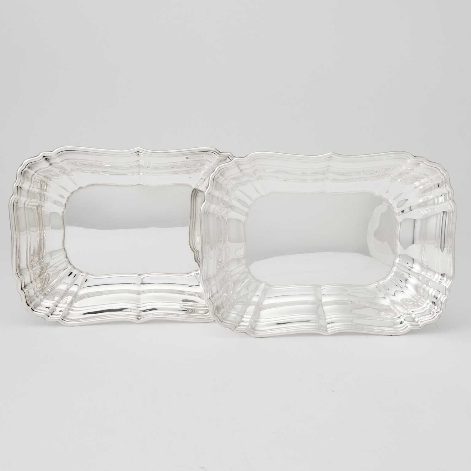 Lot 568 - Pair of Gorham Sterling Silver Open Vegetable Dishes
