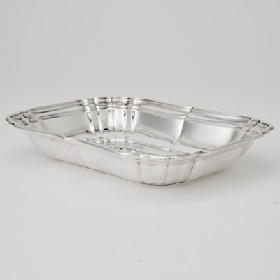 Lot 568 - Pair of Gorham Sterling Silver Open Vegetable Dishes