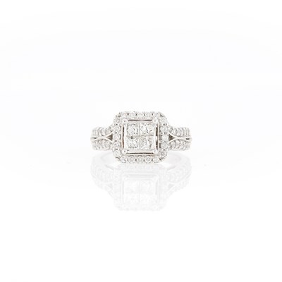 Lot 1230 - White Gold and Diamond Ring