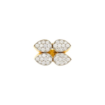 Lot 16 - David Webb Hammered Gold, Platinum, and Diamond 'Quadrant Ellipse' Ring