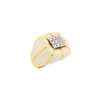 Lot 6 - David Webb Gold, Platinum, Cream Enamel and Diamond Ring
