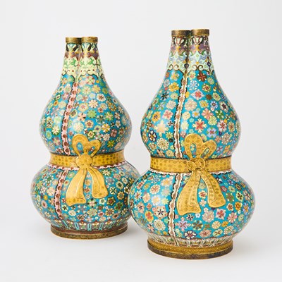 Lot 399 - A Pair of Chinese Cloisonne Enamel Triple-Neck Double-Gourd Vases