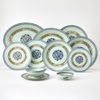 Lot 279 - Puiforcat Limoges "Kan Sou" Pattern Porcelain Dinner Service