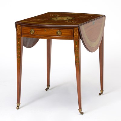 Lot 581 - Edwardian Painted Mahogany Pembroke Table