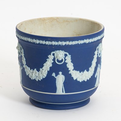 Lot 40 - Wedgwood Jasperware Cache Pot