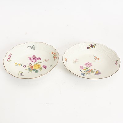 Lot 49 - Pair of Meissen Porcelain Bowls