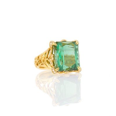 Lot 1222 - Rose Gold, Green Tourmaline and Diamond Ring