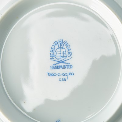 Lot 525 - Two Herend Gilt and Hand-Painted Porcelain "Rothschild Bird" Pattern Two-Handled Cachepots