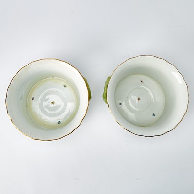 Lot 525 - Two Herend Gilt and Hand-Painted Porcelain "Rothschild Bird" Pattern Two-Handled Cachepots