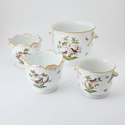 Lot 524 - Four Herend Gilt and Hand-Painted Porcelain "Rothschild Bird" Pattern Cachepots