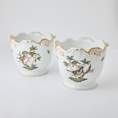 Lot 524 - Four Herend Gilt and Hand-Painted Porcelain "Rothschild Bird" Pattern Cachepots