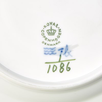 Lot 572 - Assembled Royal Copenhagen Porcelain Blue Fluted Full Lace Pattern Dinner Service