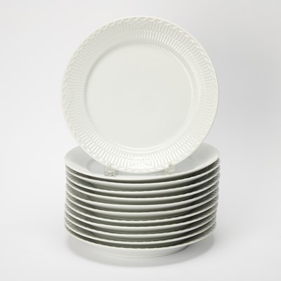 Lot 555 - Set of Twelve Royal Copenhagen Porcelain Dinner Plates
