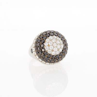 Lot 1118 - White Gold, Black Diamond and Diamond Ring