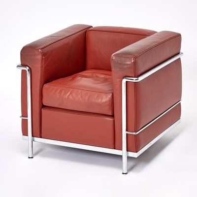 Lot 275 - Le Corbusier for Cassina Chromed Metal and Leather Upholstered "LC2" Armchair