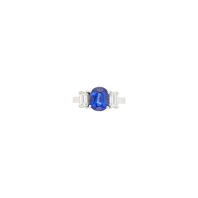 Lot 1088 - White Gold, Sapphire and Diamond Ring