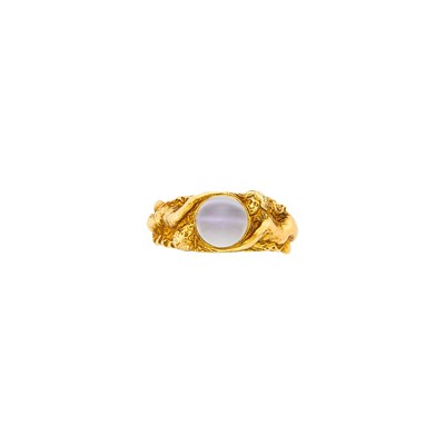 Lot 97 - Art Nouveau Gold and Moonstone Ring
