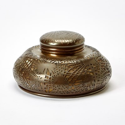 Lot 306 - Tiffany Studios Patinated Bronze and Slag Glass "Pine Needles" Inkwell