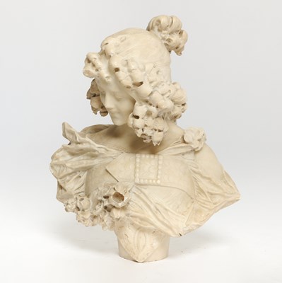 Lot 641 - Italian Carved Marble Bust of a Woman