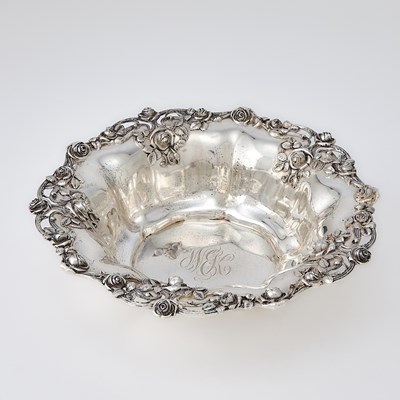 Lot 244 - Whiting Sterling Silver Fruit Bowl