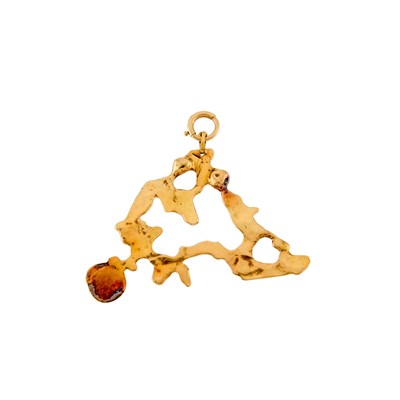 Lot 2067 - Gold Abstract Pendant