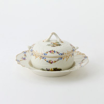 Lot 647 - The Hague Decorated Tournai Porcelain Covered Pot and Underplate