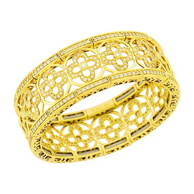 Lot 1104 - Expandable Gold and Diamond Cuff Bangle Bracelet
