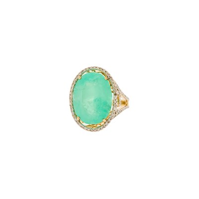 Lot 2274 - Gold, Emerald and Diamond Ring