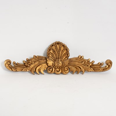 Lot 55 - Continental Giltwood Wall Ornament