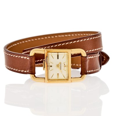 Lot 2017 - Jaeger LeCoultre, Hermès Gold 'Etrier' Driver Wristwatch