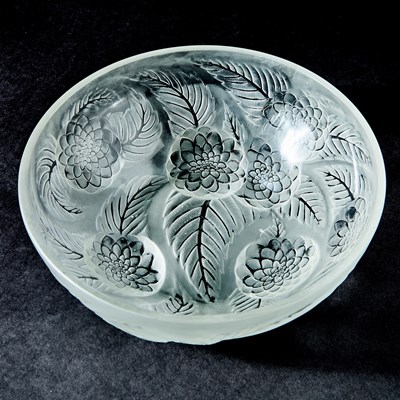 Lot 739 - R. Lalique Molded Glass "Dahlias" Bowl