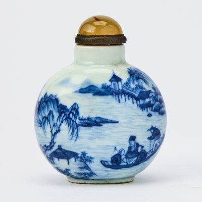Lot 7 - A Chinese Blue and White Porcelain Snuff Bottle