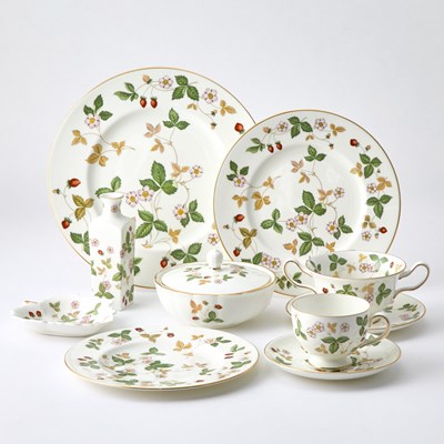 Lot 177 - Wedgwood Porcelain "Wild Strawberry" Pattern Partial Dinner Service