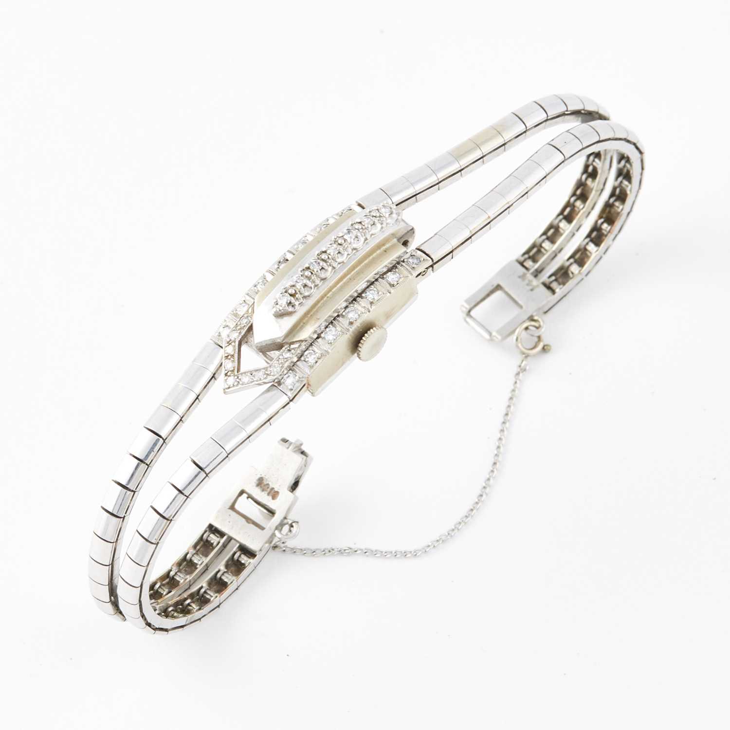 Lot 72 - Ladys Diamond Bracelet Watch, 30 diamonds about 0.50 ct., 14K 20 dwt. all