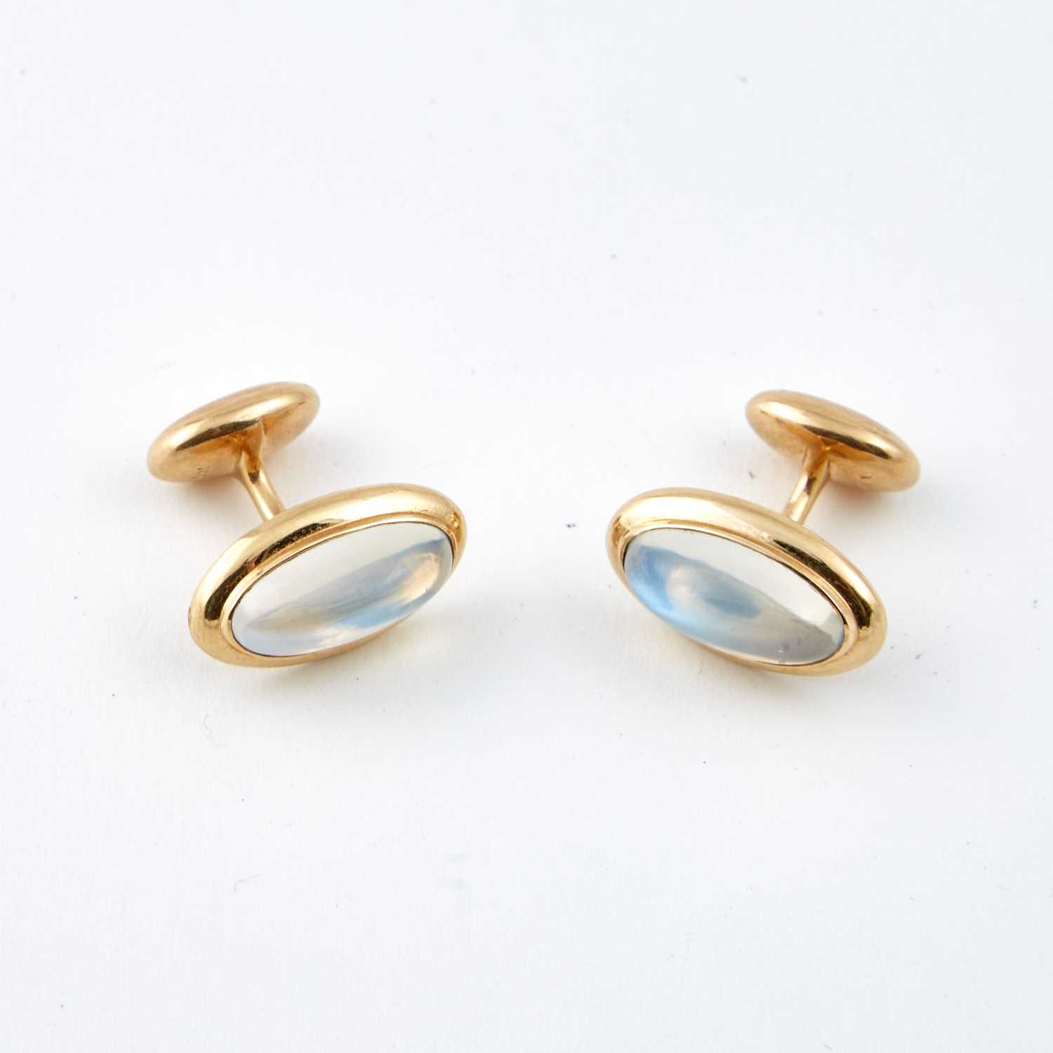 Lot 86 - Two Gold and Stone Cuff Links, 14K 4 dwt. all