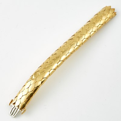 Lot 96 - Gold Flexible Bracelet, 18K 58 dwt.