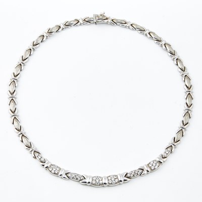 Lot 118 - Gold and Stone Necklace, 14K 19 dwt. all