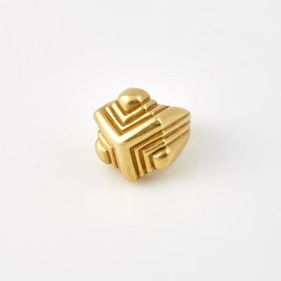 Lot 202 - Gold Ring, 18K 20 dwt.