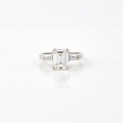 Lot 236 - Diamond Engagement Ring, 3 diamonds, center stone about 1.80 cts., Platinum 2 dwt.