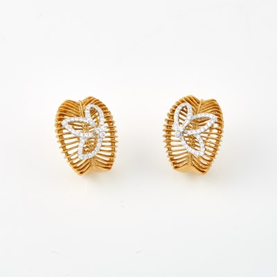 Lot 290 - Two Diamond Earrings, 78 diamonds about 0.50 ct., 18K 9 dwt.