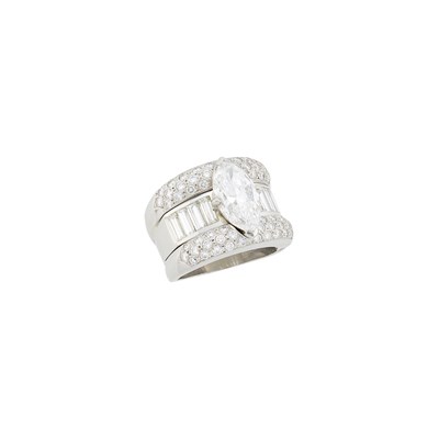 Lot 135 - Wide Platinum and Diamond Ring