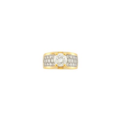 Lot 1022 - Two-Color Gold and Diamond Ring