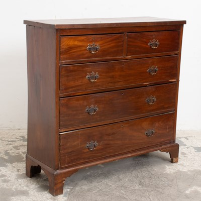 Lot 77 - Mahogany Chest of Drawers