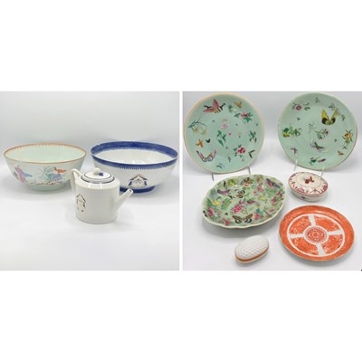 Lot 1159 - Group of Chinese Export Porcelain Table Articles