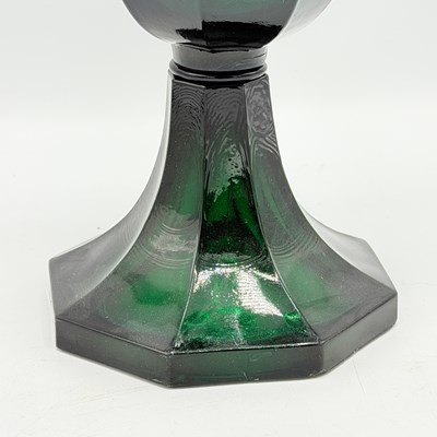 Lot 1141 - Pressed Emerald Green Tulip Vase