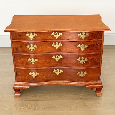 Lot 1089 - Chippendale Mahogany Serpentine Chest of Drawers